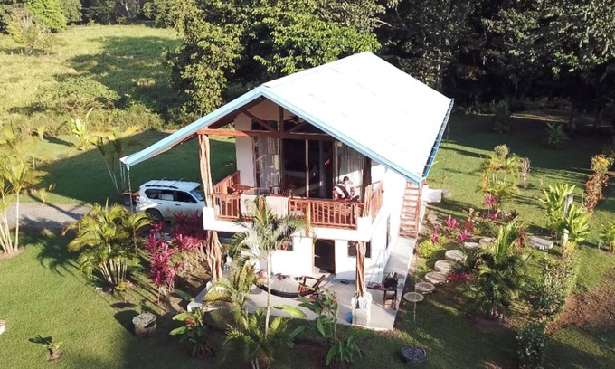 Pavones House | Beachside Bungalow in Pavones: Guest Rated 9.8, Pet Friendly