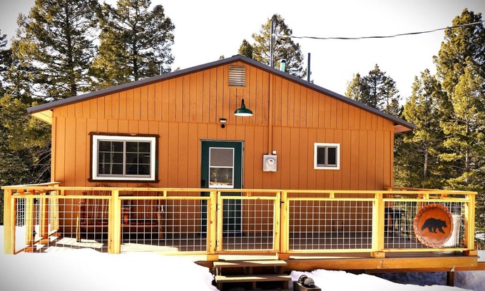 Florissant Cabin | Unwind at Paws in the Pines: Dog-Friendly Cabin Retreat