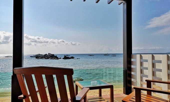 Tioman Island Resort | Relax at Paya Beach Spa & Dive Resort with Ocean Views