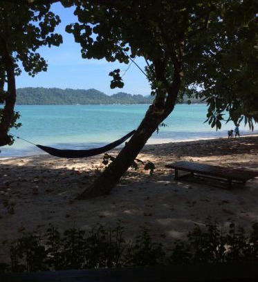 Ranong Resort | Beachfront Bliss at Payam Cabana with Ocean Views