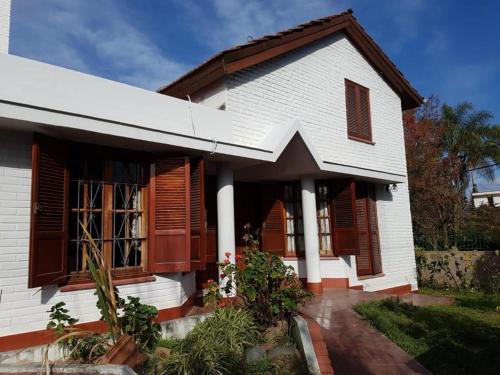 San Salvador de Jujuy House | Peaceful Haven with Breakfast & Hot Tub, Rated 9.7/10