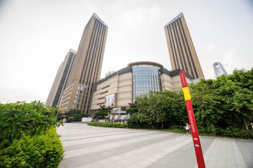 Pazhou Residential District Apartment | Comfortable Stay at Pazhou Laiste International ApartHotel