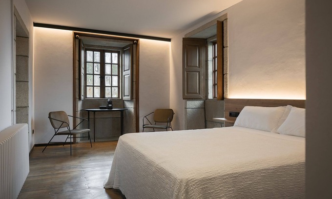 Morana Hotel | Discover Pazo da Buzaca: Child-Friendly & Accessible Stay