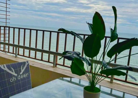 Taman Haji Zainal Apartment | PD Seaview Family Retreat with WiFi and Great Reviews