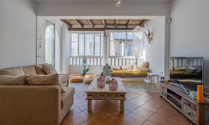 La Isleta del Moro Apartment | Discover Peñon Blanco: Family-Friendly Spa Retreat