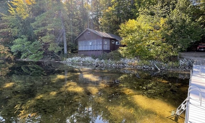 Sebago Villa | Experience Tranquility at Peabody Pond Shorefront Hotel