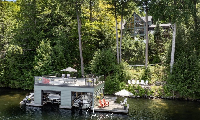 Seguin Cottage | Tranquil Retreat at Little Lake Joseph: Pet Friendly Getaway