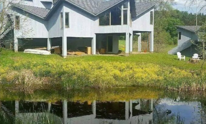 Neillsville Ski Chalet | Experience Tranquility at Peace Lodge with Spa and Hot Tub