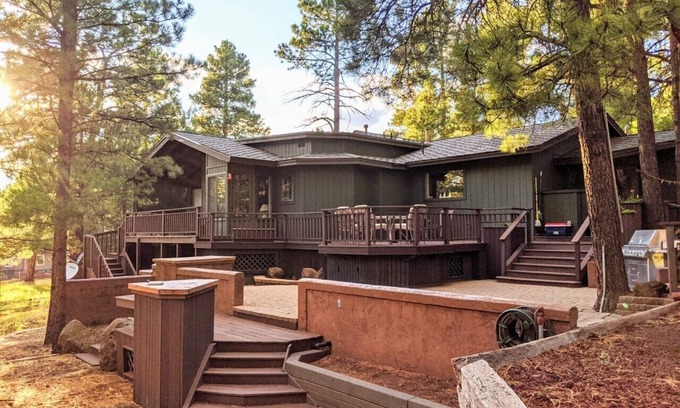 Parks Cabin | Discover Peace+Pines Paradise: Spa Retreat in Nature