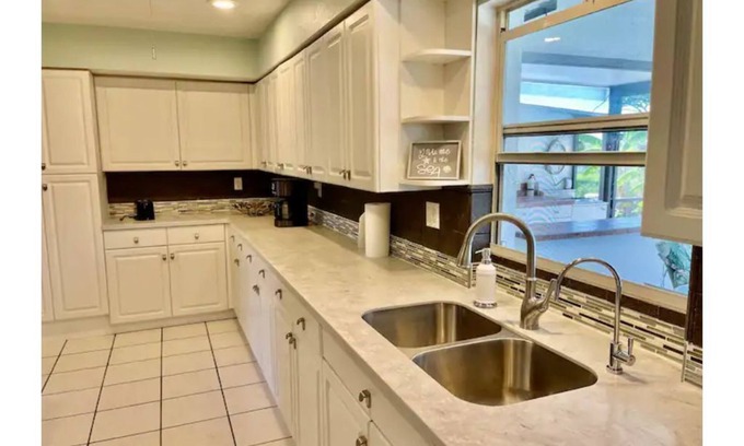 Punta Gorda House | Experience Unmatched Comfort at Peace River Haven