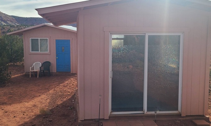 Jemez Pueblo Apartment | Peaceful 1-bedroom building in Jemez Pueblo with stunning views