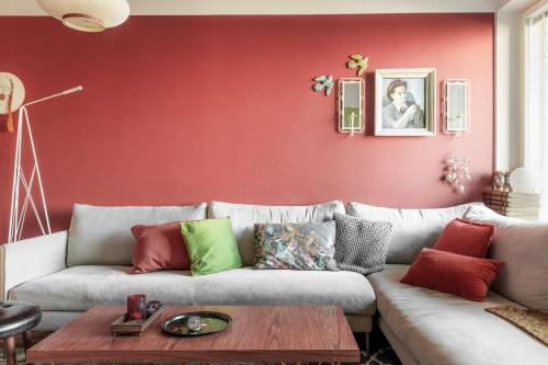 Punavuori Apartment | Tranquil 1BR Retreat in Design District with Family Amenities
