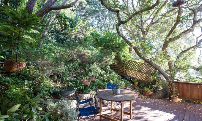 Berkeley Apartment | Tranquil 2 Bedroom Retreat Near UC Berkeley with Kitchen