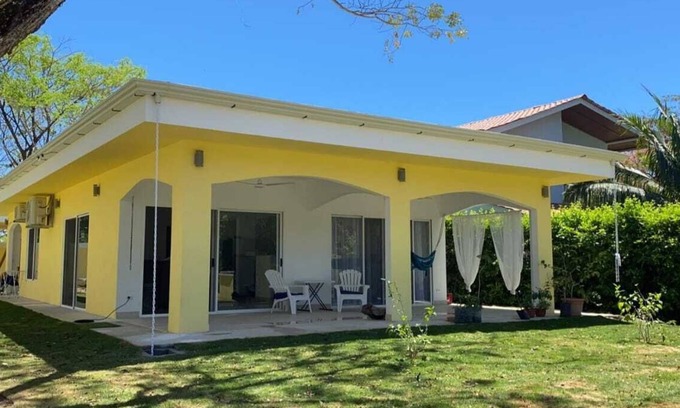 Samara House | Tranquil Casa Almita Bonita: Oceanfront Paradise Awaits