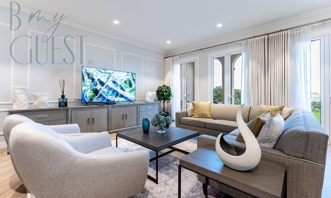 Dubai Villa | Discover Relaxation in a 4BR Villa at Sur La Mer