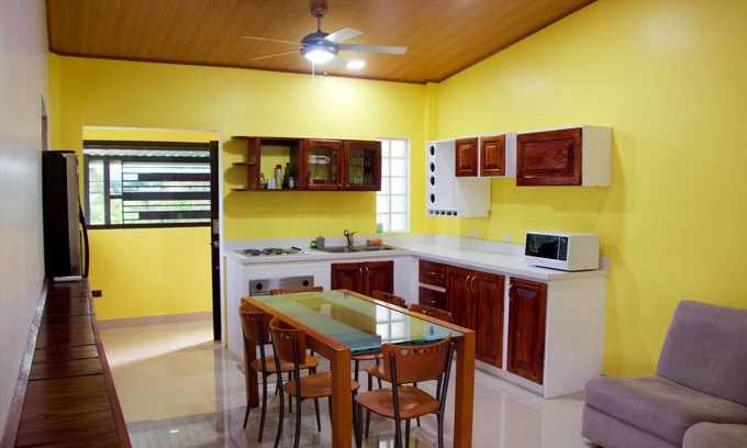 Sardinal Apartment | Serene Apartment Near Coco Beach with Gym & Ocean Views