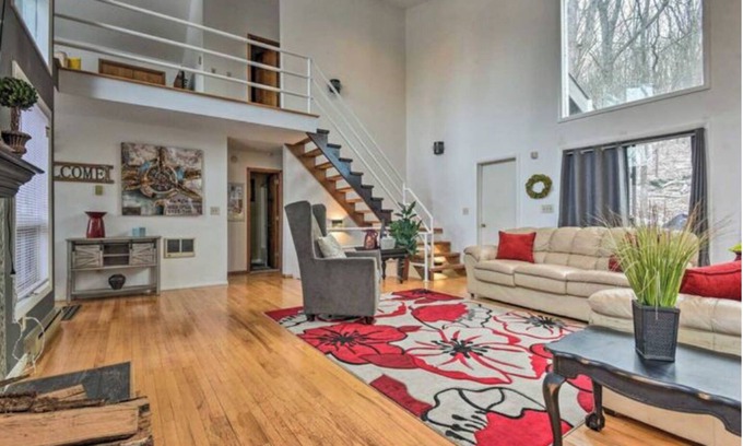 Bushkill House | Tranquil Getaway with Pool & Child-Friendly Amenities