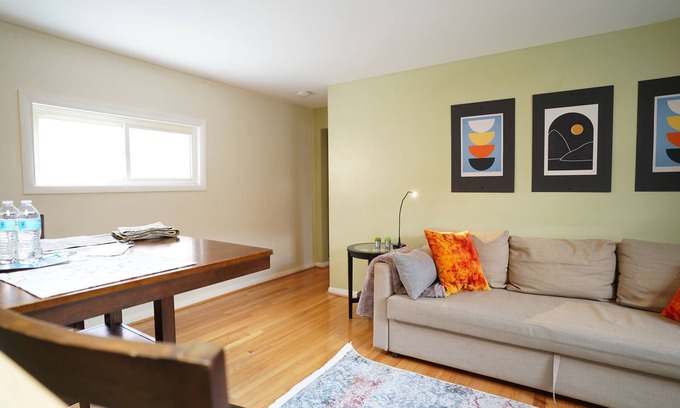 Bolton Hill Apartment | Tranquil Brownstone Apartment with Private Patio, 4 Min to MICA