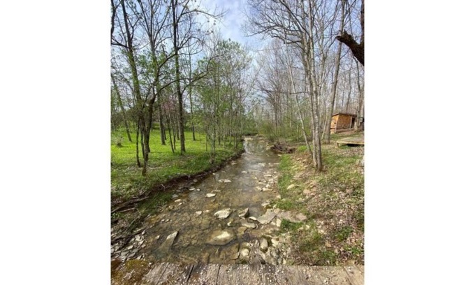 Peebles Cabin | Peaceful cabin with creek view near Serpents Mound
