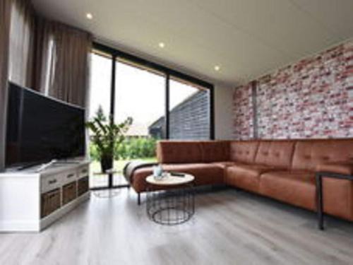 Haulerwijk Ski Chalet | Peaceful Chalet Close to Norg, cleaning included