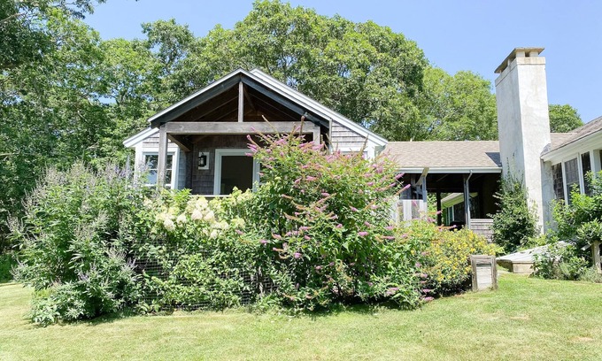 Chilmark House | Tranquil Chilmark Retreat with Beach Access and Tennis Courts
