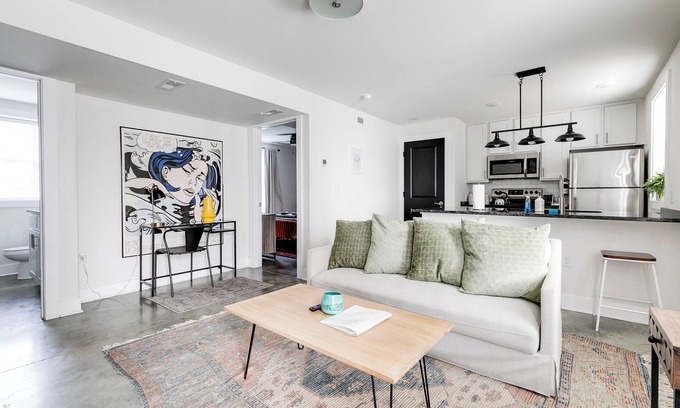 Church Hill Apartment | Peaceful Churchill Apt; Central Location, Modern