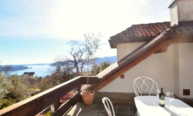 Cargiago House | Cozy Cottage in Cargiogo with Private Terrace & Accessibility