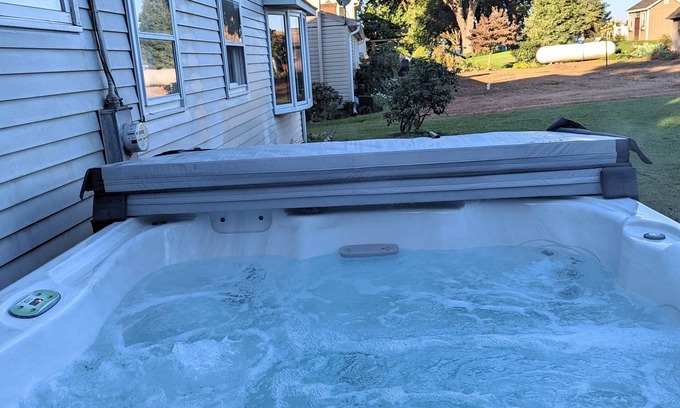 Ronks House | Relaxing Cottage in Amish Country with Hot Tub & Spa