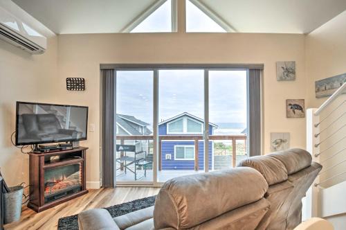 Yachats Apartment | Beautiful Yachats Escape with Beach Access and Ocean Views!