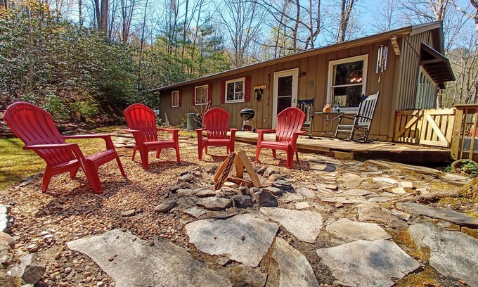 Andrews Cabin | Tranquil Family Retreat by Nantahala Outdoor Center