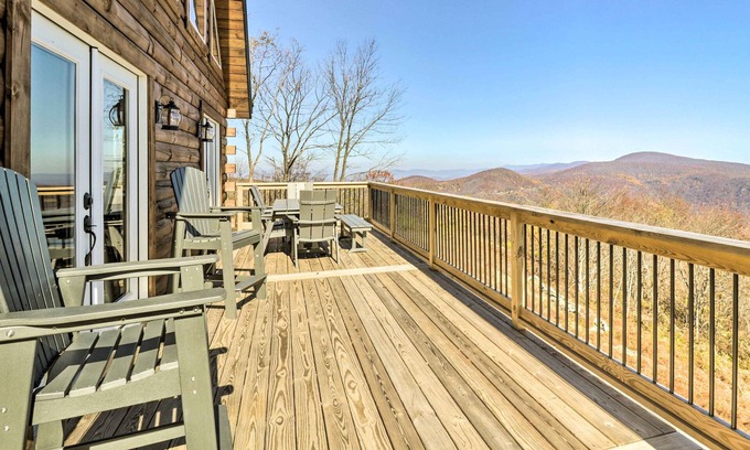 Dyke Cabin | Serene Free Union Cabin with Deck and Mountain Views