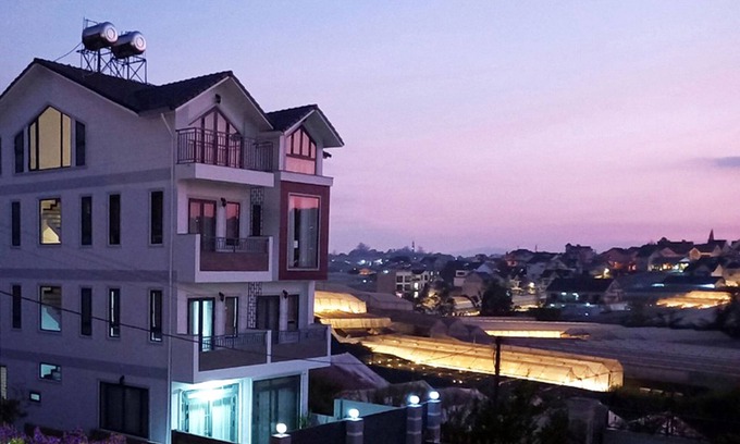 Phuong Villa | Bright and Tranquil Retreat with Spa and Hot Tub Access