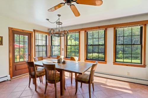 Grahamsville House | Serene River Retreat with Family and Pet-Friendly Amenities