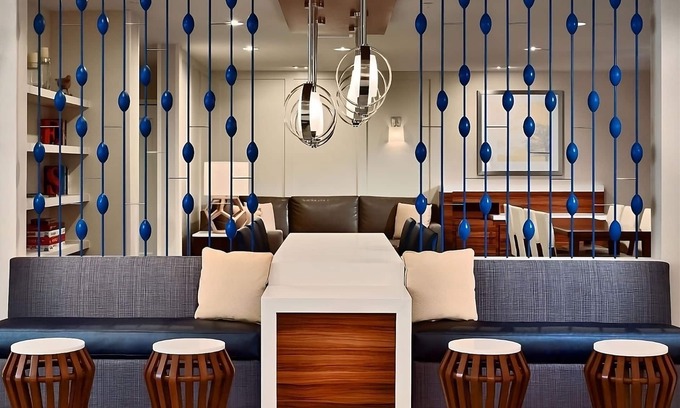 Sandy Springs Resort | Relaxing Retreat in Atlanta with Full Kitchen & Free Breakfast