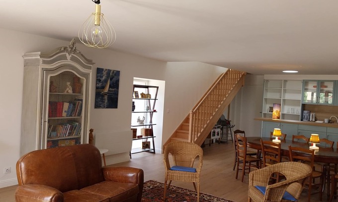 Berric House | Peaceful hamlet house 12 km from the sea and 17 km from Vannes.