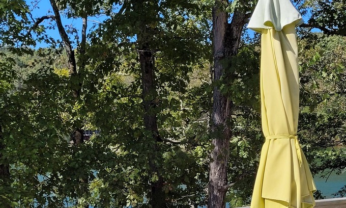 Highland House | Serene Lake House Escape with Family-Friendly Amenities