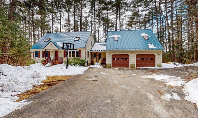 Lake Arrowhead House | Serene Lakefront Getaway with Hot Tub & Game Room