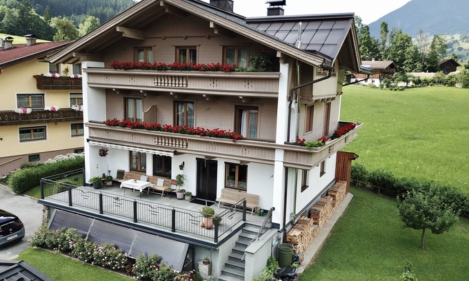 Aschau Im Zillertal Apartment | Serene Getaway in Zillertal: Family-Friendly Stay Awaits