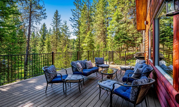 McCall Cabin | Serene Log Cabin with Firepit, Deck & Forest Views