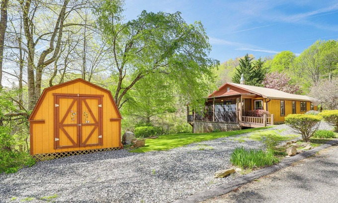 Marshall House | Pet-Friendly Mars Hill Home with Scenic Views Near Asheville