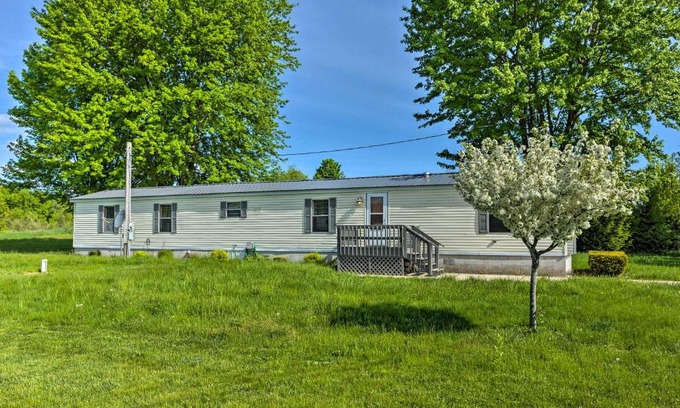 Walkerville House | Tranquil MI Retreat on 1 Acre - Pet Friendly Oasis!