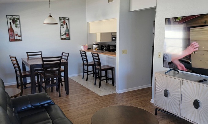 Lakeland Apartment | Tranquil Retreat Minutes from Disney - Pet Friendly & Spa