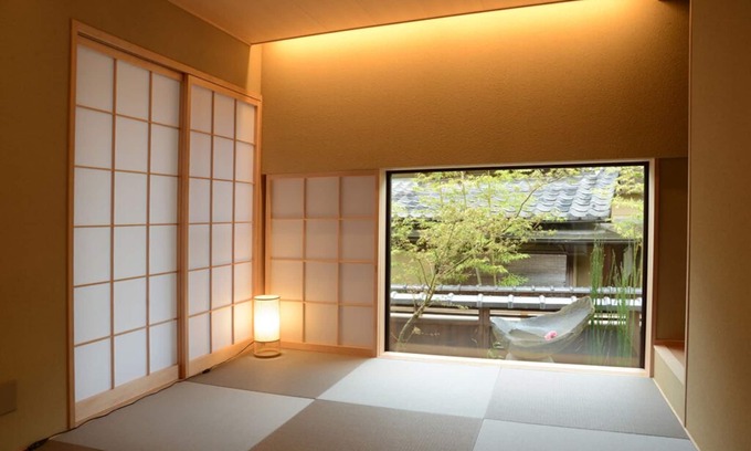 Okazaki House | Modern Traditional House: 10/10 Rated, Steps from Transit