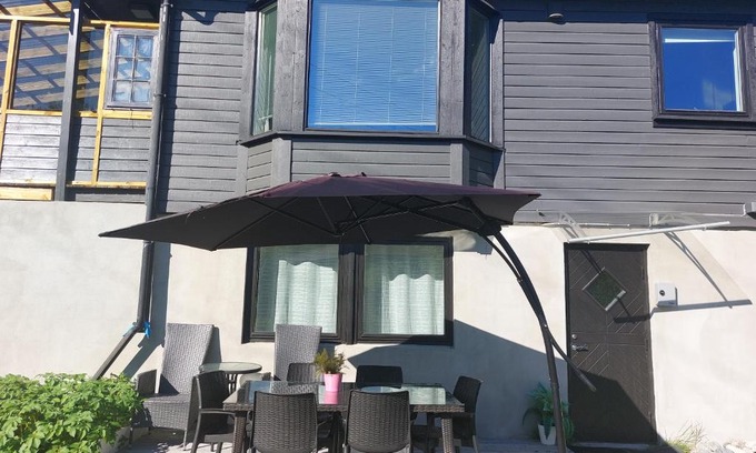 Honefoss House | Tranquil Retreat for Families - Highly Rated 9/10 Stay