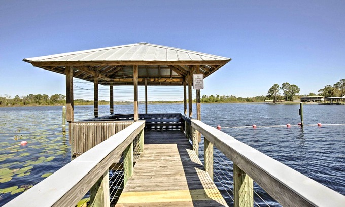 Pomona Park House | Tranquil Pomona Park Home: Near Lake Broward & Pet Friendly