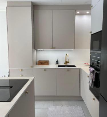 Kaakkoinen District Apartment | Serene Oceanfront Retreat at Peaceful Residence Helsinki