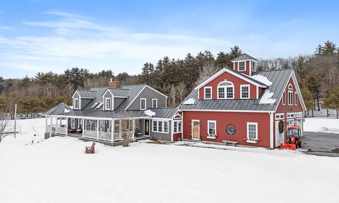 Danbury Apartment | Ragged Mountain Retreat: Breathtaking Views & Family-Friendly