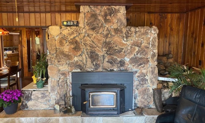 Beachcomber House | Peaceful, Rustic and Cozy house in a SPA massage environment