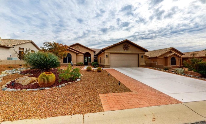 Saddlebrooke House | Relaxing Retreat at Peaceful Saddlebrooke with Pool & Pet Welcome