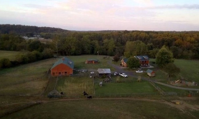 Martinsburg House | Peaceful secluded farm close to town, serenity of 2 miles of waterfront